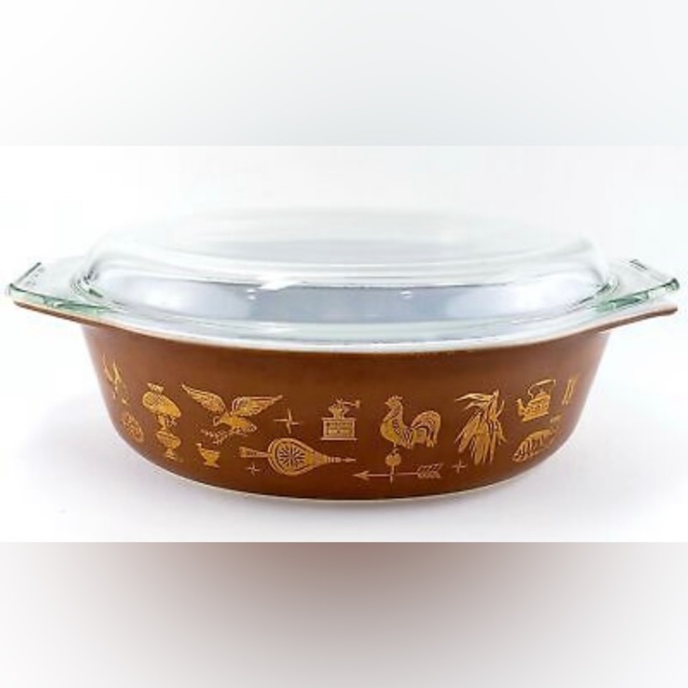 Vintage Pyrex American Gold Eagle Casserole